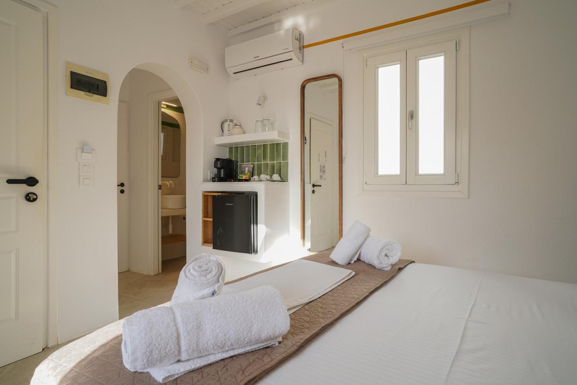 カルボナキ ホテル Mykonos Town エクステリア 写真